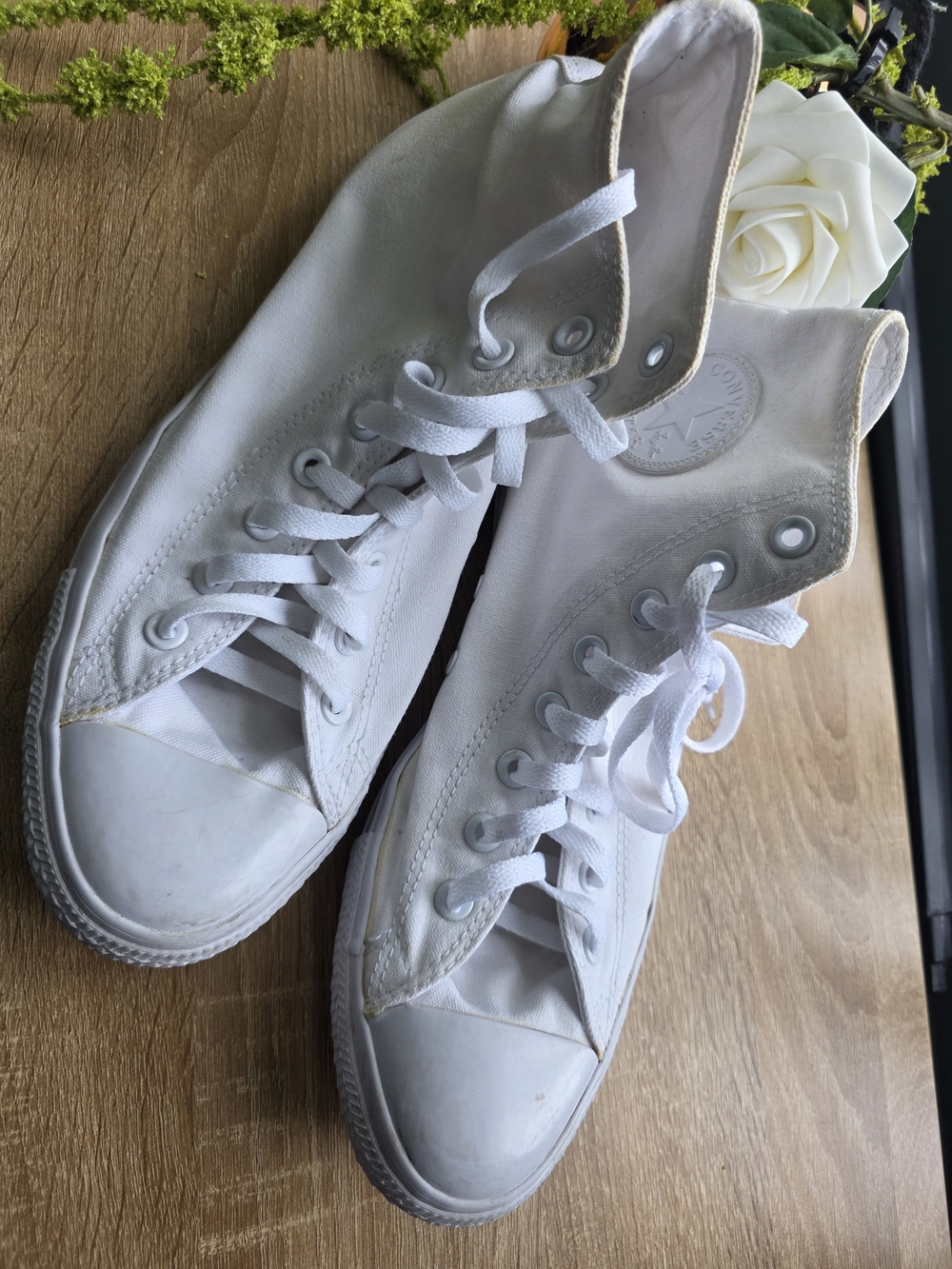 Converse Chuck Taylor All-Stars White High-Top Canvas Sneakers